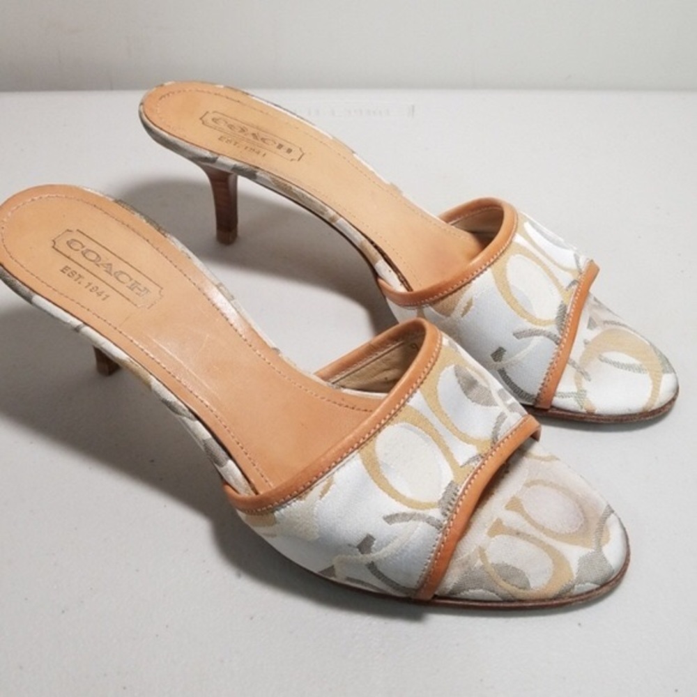 Coach Kitten Heel